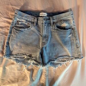 Abercrombie & Fitch Mid Rise Boyfriend Shorts